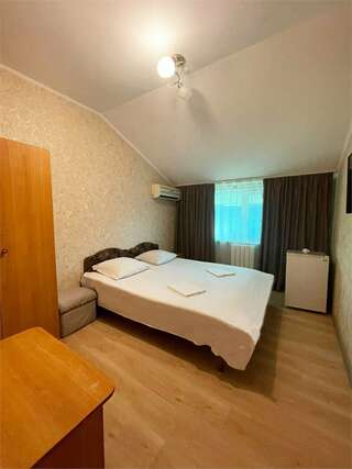 Гостевой дом Волна Адлер Двухместный стандарт-11